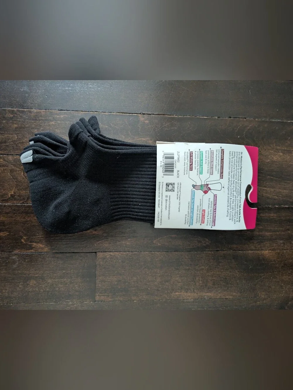 NWT Dr. Motion Black Ankle Socks, Women's 9-11